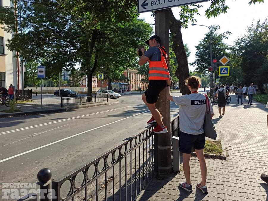 Журналисты интернет-журнала «Бинокль»