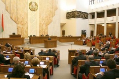 Анна Канопацкая подняла в Палате представителей вопрос о равном доступе журналистов к информации