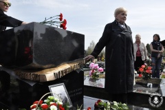 «Сила не в силе, сила в правде» — на могиле Павла Шеремета открыли памятник ФОТО