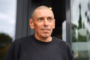 Экс-журналист «Радыё Свабода» Игорь Карней после освобождения. Вильнюс, 21 июня 2025 года. Фото: «Радыё Свабода»