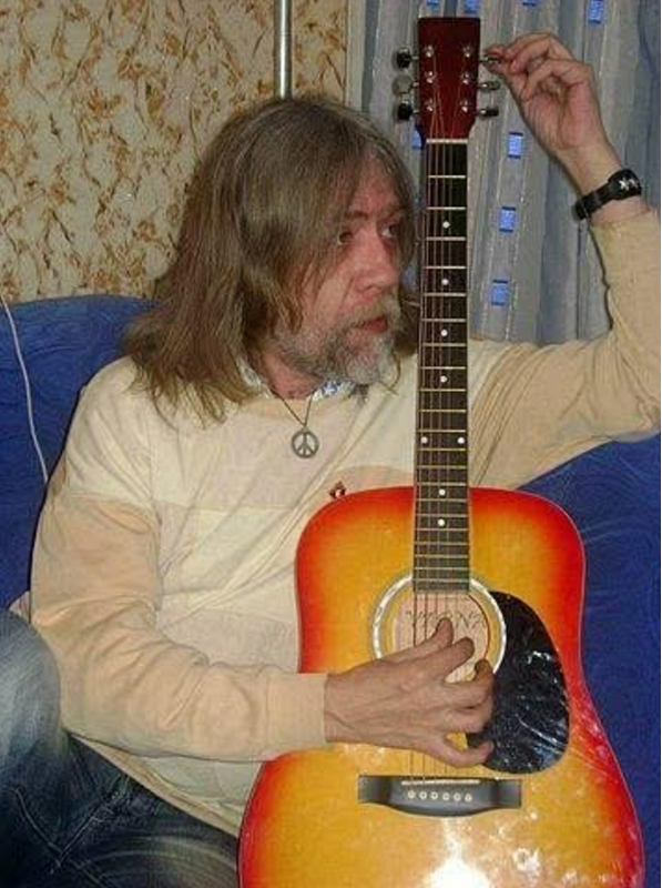 Сябры і знаёмыя згадваюць блогера з Бабруйска Уладзіміра Усера